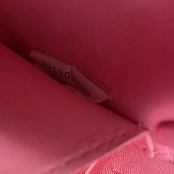 Authentic BOTTEGA VENETA Small Intrecciato Leather Cassette Crossbody Bag - Picture 7 of 16